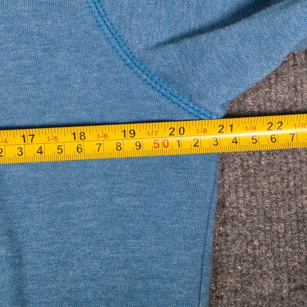 The North Face Mens Blue Heathered Pullover Hoodie Small Logo Patch Medium